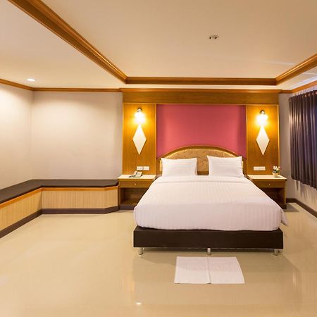 Thungtawan Hotel Nakhon Si Thammarat Dış mekan fotoğraf